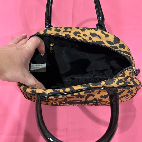Betsey Johnson Betseyville Y2K Leopard Print Mini Bowler Handbag - Picture 5 of 5
